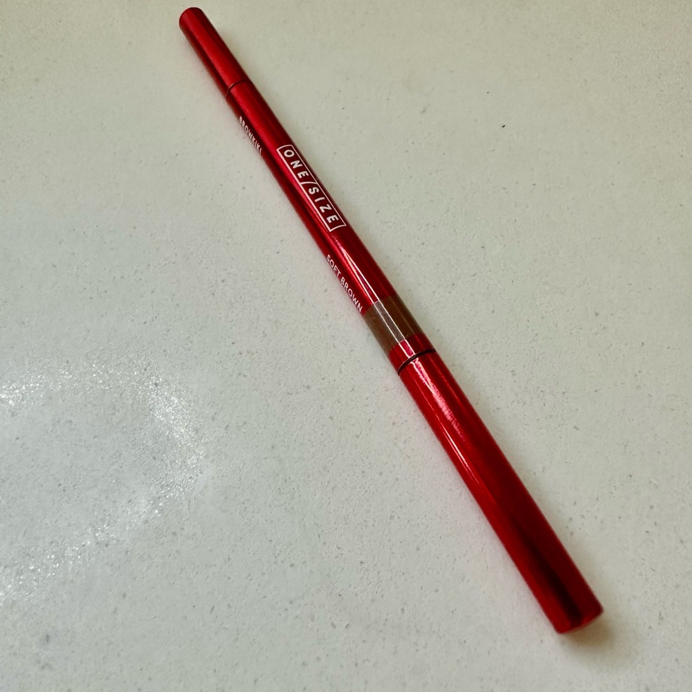 ONE/SIZE light Brown Brow Styler